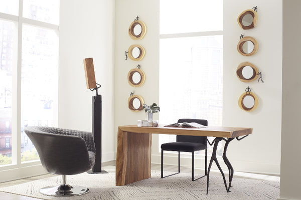 Figure Pushing Cross Cut Mirror