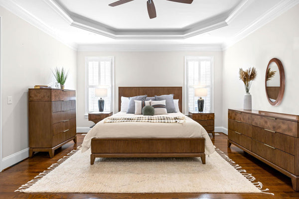 King Bed, Vintage Chestnut Burl