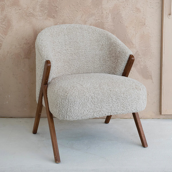 Cream Boucle’ Chair w/ Rubber Wood Legs